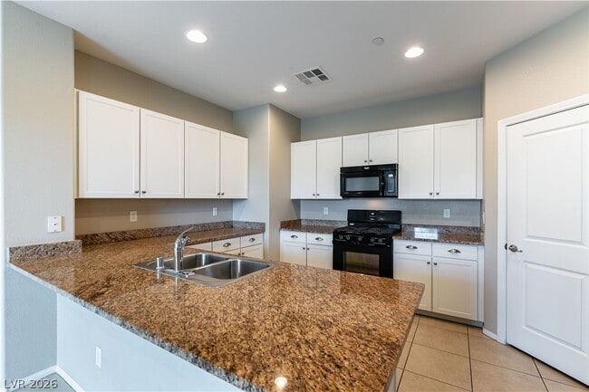 Photo - 3116 Zara Ave