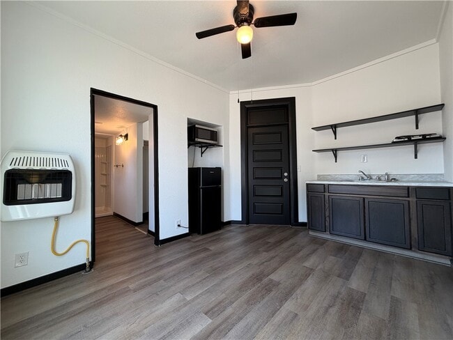 401 E Twin Springs St Unit 3