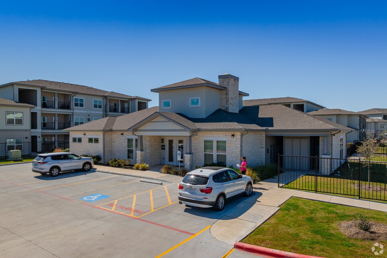 Photo - Enchanted Gardens Apartments