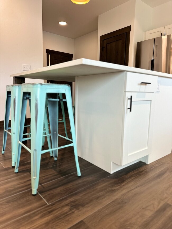 Photo - 1010 Baker Ave Unit 302