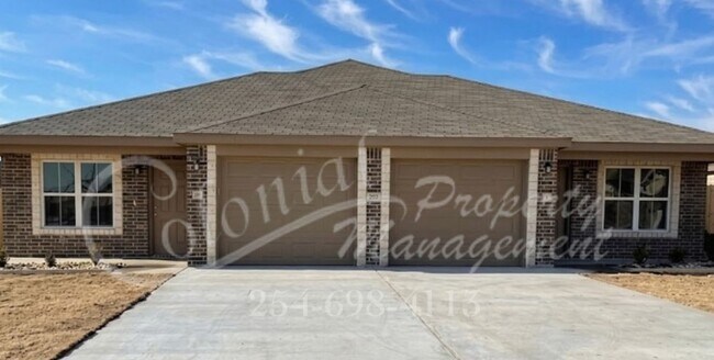 Photo - 815 Eastland Dr