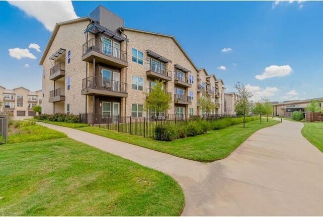 Photo - 11700 Luna Rd Condo Unit c5