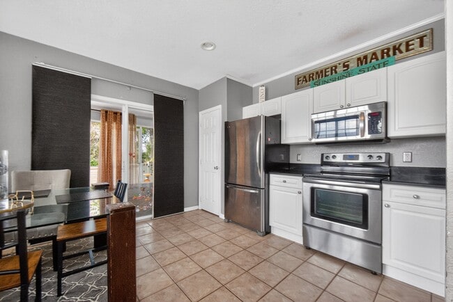 Photo - 4204 Plantation Cove Dr