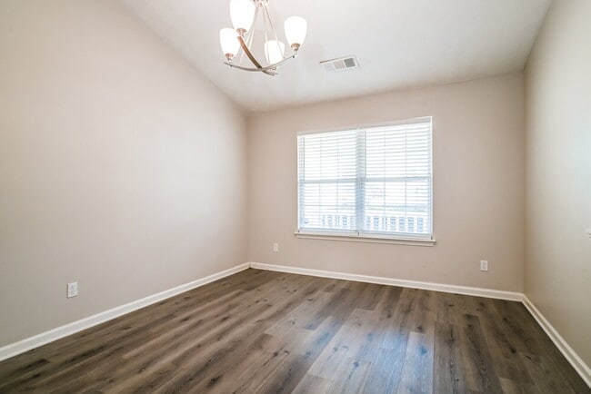 Photo - 5324 Paddington Ln