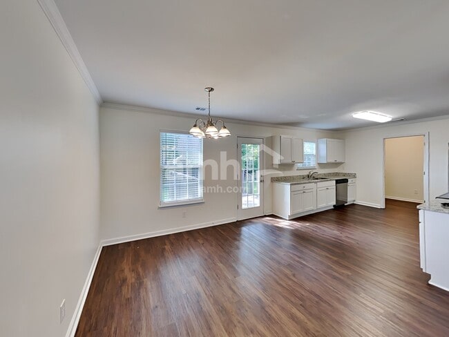 Photo - 4204 Birch Dr