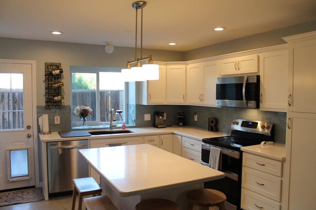 Photo - 4901 E Kelton Ln