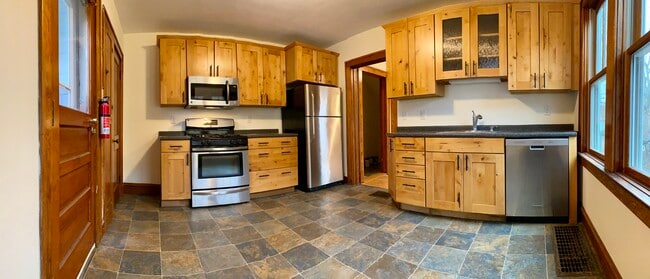 Building Photo - 55 Blodgett St Rental