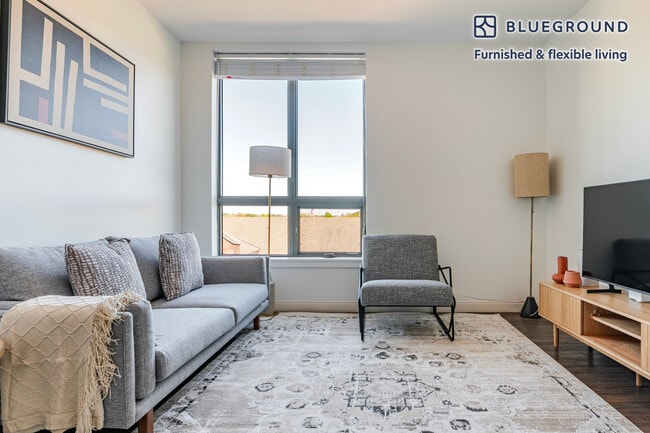 Photo - 245 Walnut St Unidad FL5-ID1239