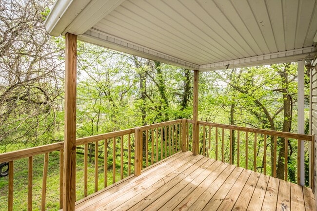 Photo - AVAILABLE AUGUST 1ST! DON'T MISS THIS BEAUTIFUL 2-BEDROOM HOME IN CLAIRTON!