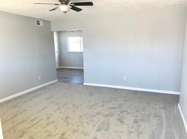 Photo - 3516 Sierra Vista Dr