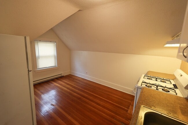 Photo - 498 Whipple St Unit 3-S