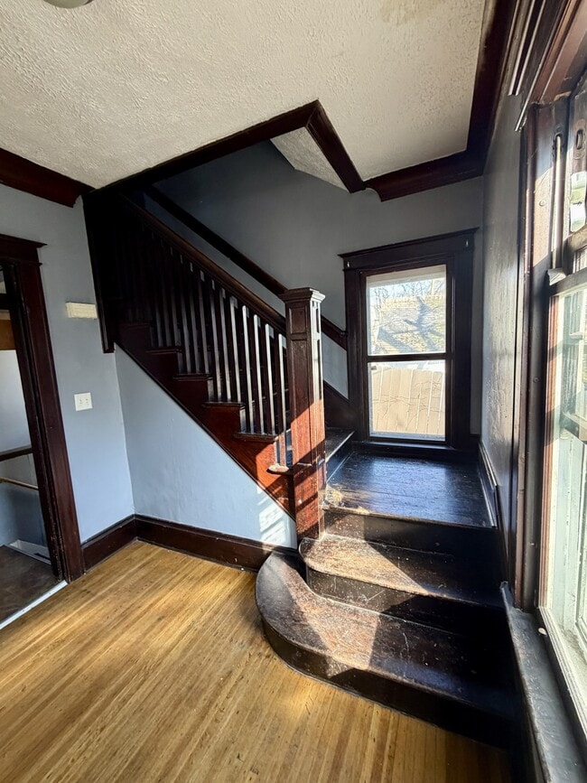 Photo - 98 Pierpont St