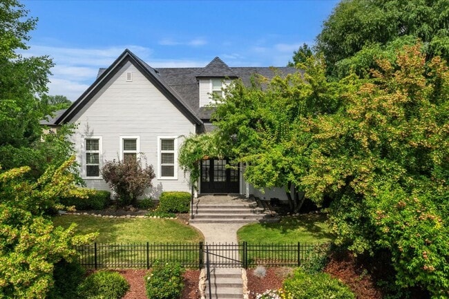 1155 N Ballantyne Ln