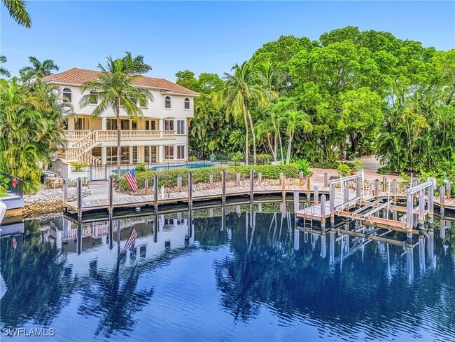 Photo - 1825 6th St S