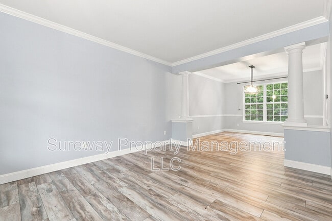 13 Grist Mill Ct
