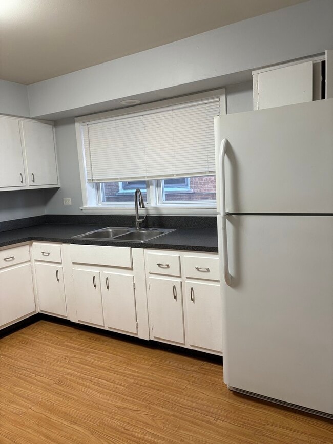 Photo - 16 W Terrace St Unit 1S