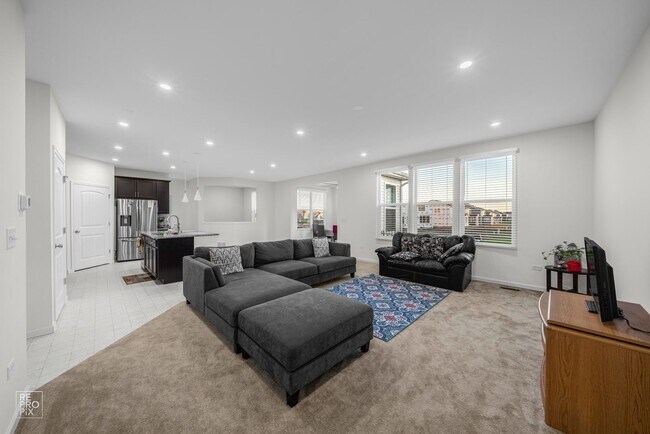 Photo - South Naperville Executive Style Rental First Floor Bed and Bath