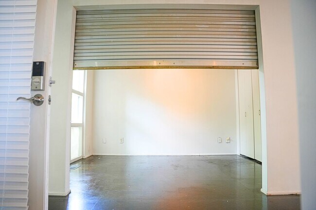 Photo - 1024 Hemphill Ave NW