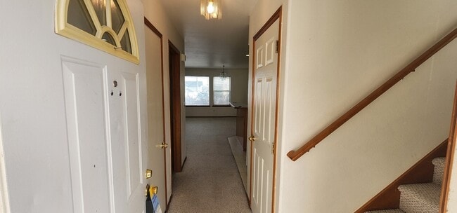 Photo - 1326 S Skyline Dr