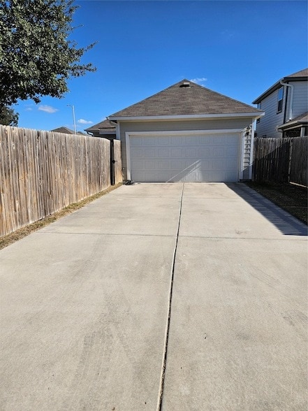 Photo - 1802 Los Olivios Wy