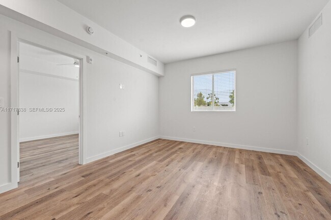 Photo - 18355 SW 110th Ave Unit 105