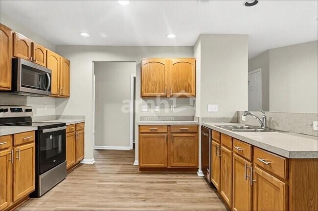 Photo - 5145 Torrey Ln