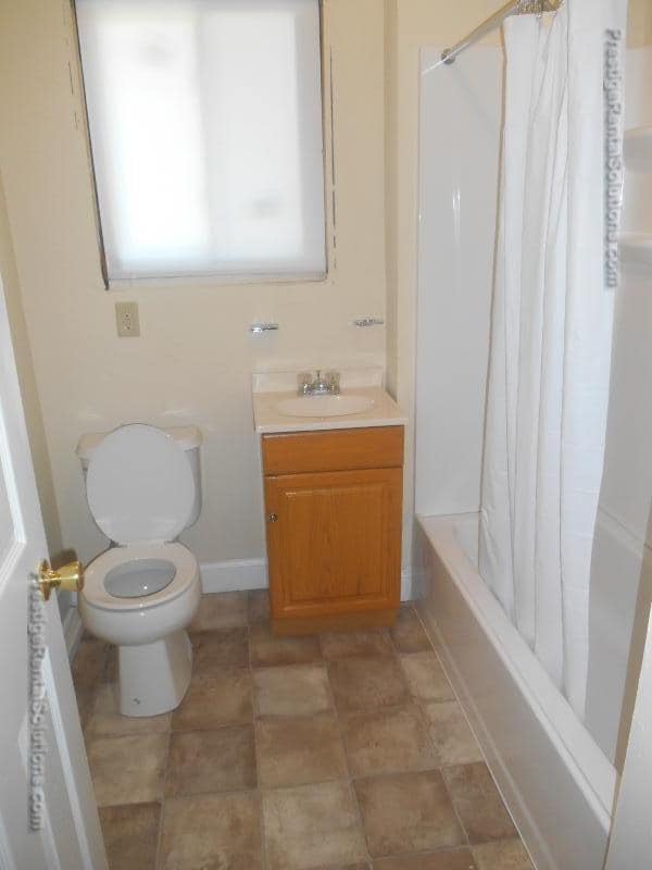 Photo - 354 Shirley St Unit 3