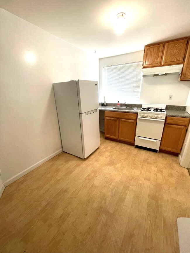 Photo - 538-540 43rd Ave