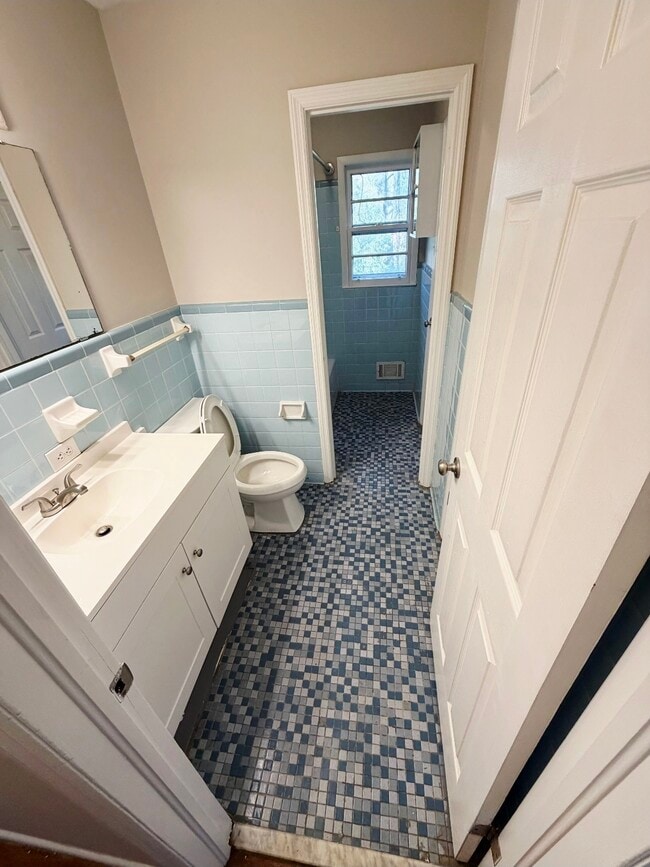 Photo - 1793 Brookwood Cir