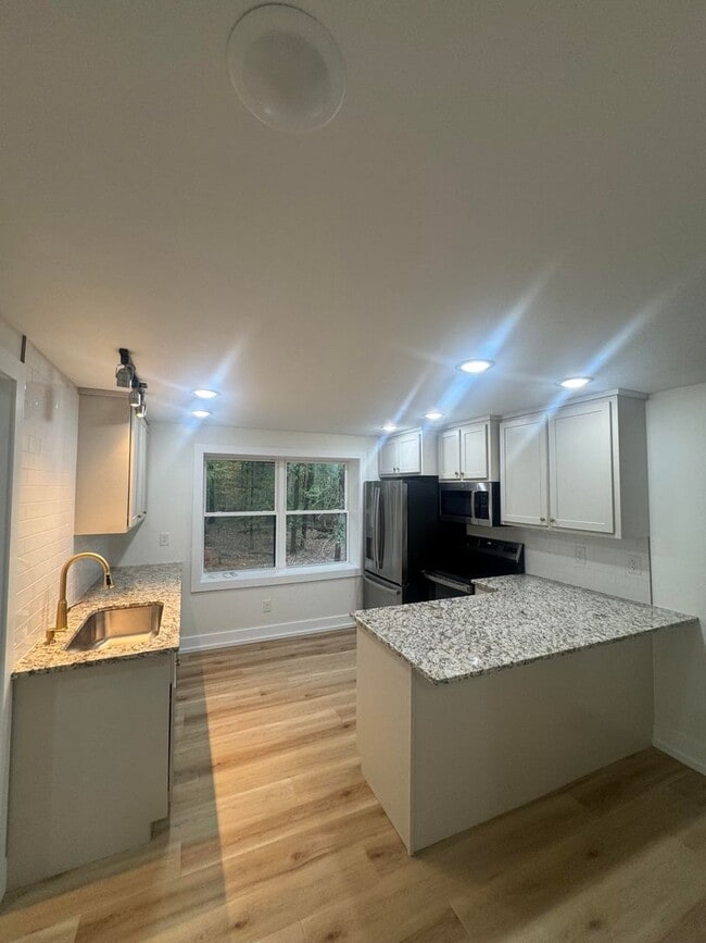 Photo - 2113 W Madison Ave Unit C