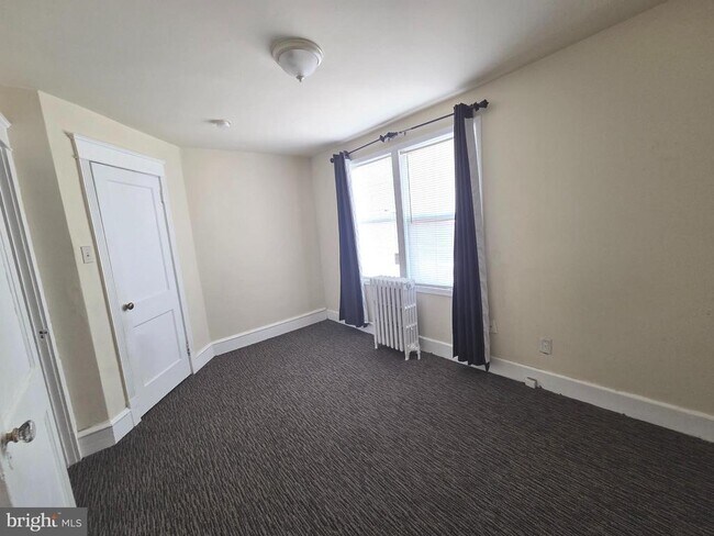 Photo - 441 Croyden Rd