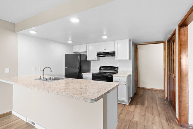 Photo - Greenwood Manor