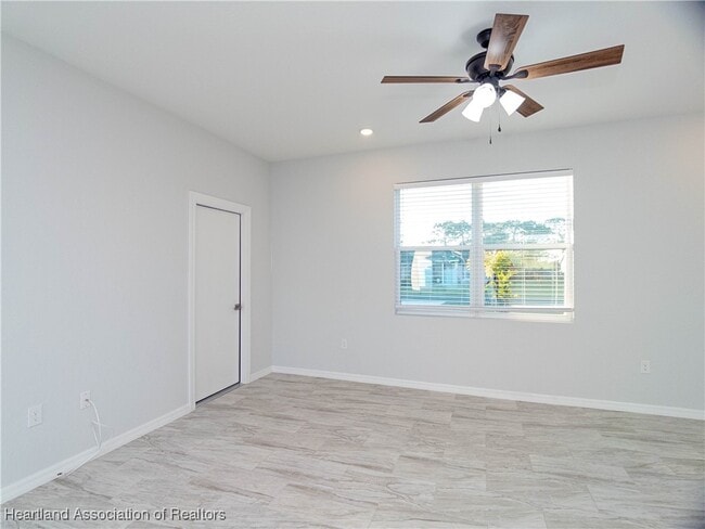 Photo - 1456 Kyra Ave