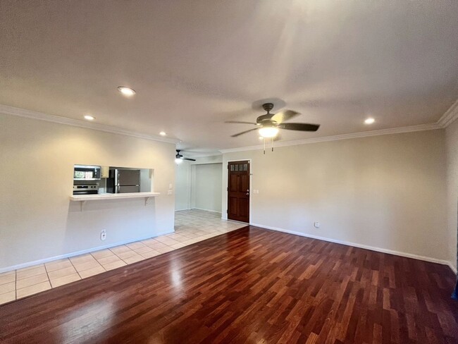 Spacious 3 bed 2 bath Condo on Telegraph C... - Spacious 3 bed 2 bath Condo on Telegraph C... Unit D