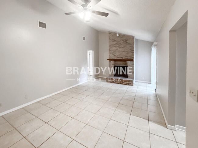 Photo - 8155 Crosswind Rd
