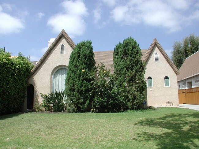 Building Photo - 203 S Stanley Dr