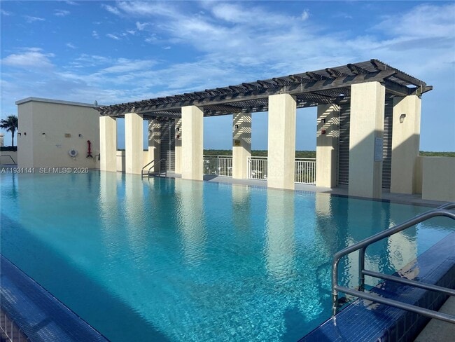 Building Photo - 7275 SW 90th Way Unit 405