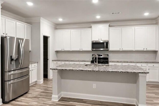 Photo - 4462 Silver Oak Dr SW