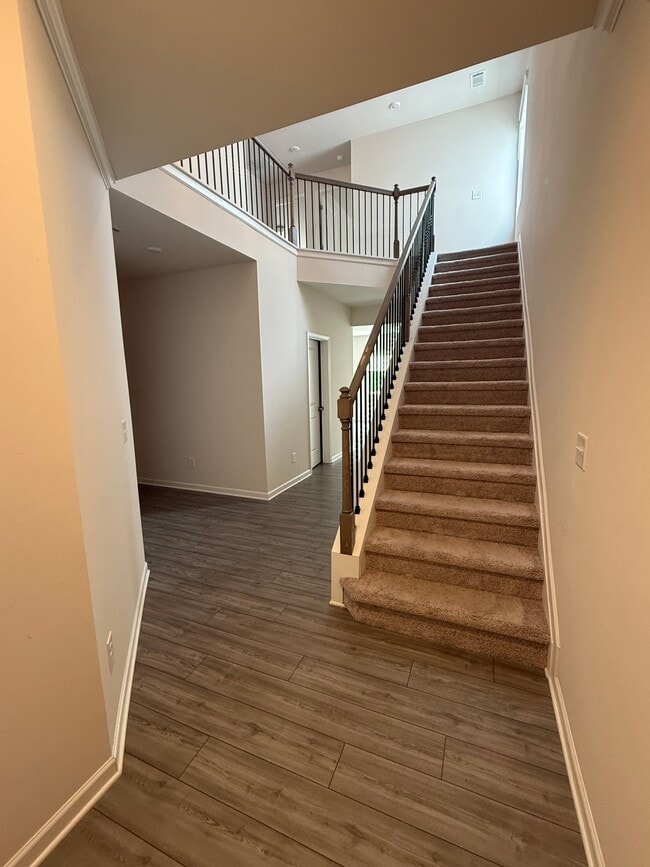 Photo - 79 Pineview Dr