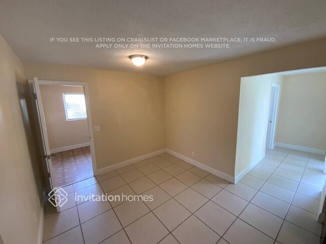 Photo - 3070 SE 1st Pl