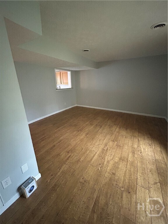 Photo - 1138 S Barnett Shoals Rd