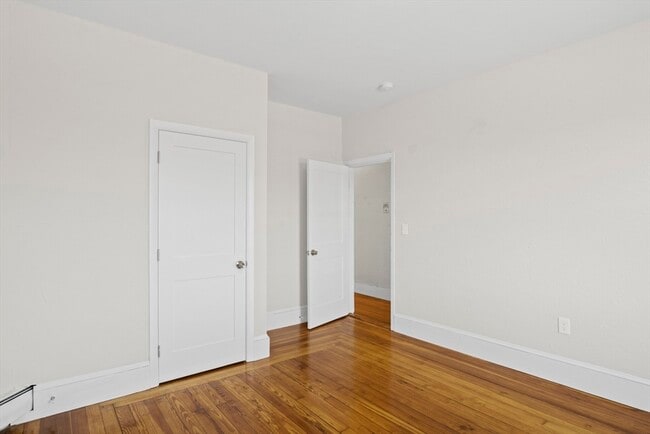 10 Redfield St Unit 2