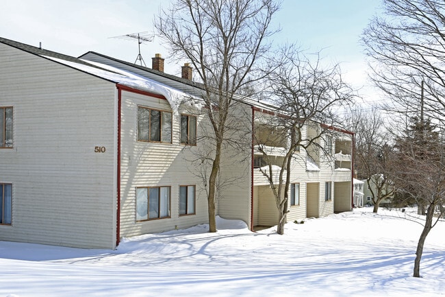 Photo - Granderview Apartments