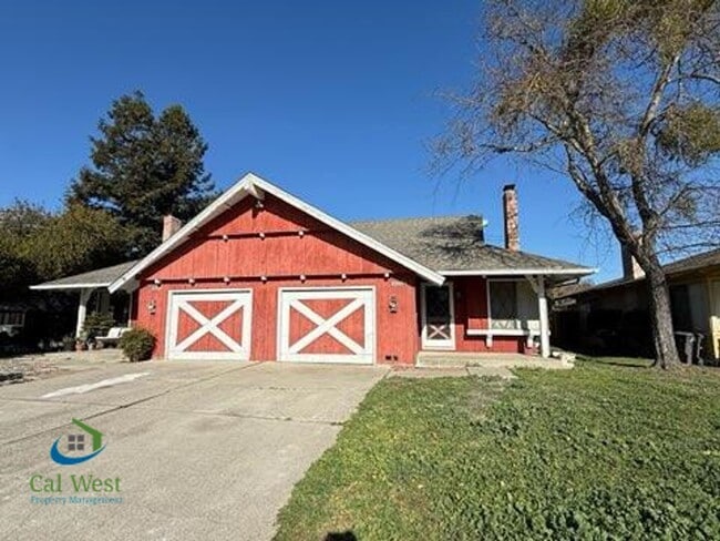 Building Photo - $3295 - Cute Cozy Recently Remodeled Duplex in Morgan Hill near Old Monterey