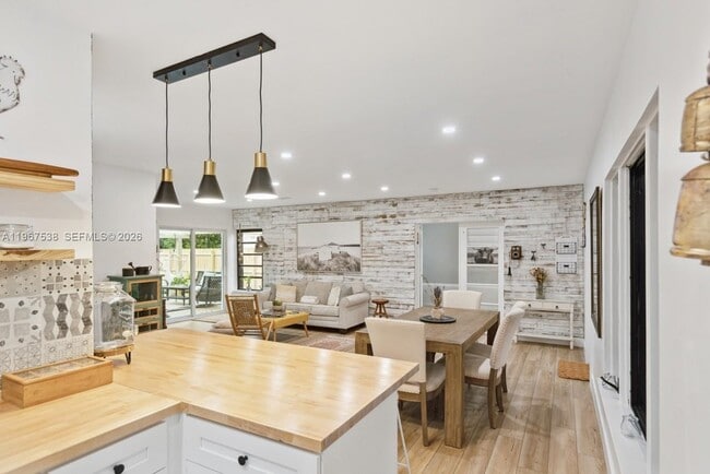 Photo - 1512 NW 4th Ave