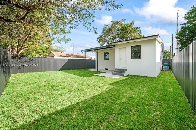 Photo - 1739 NW 67th St