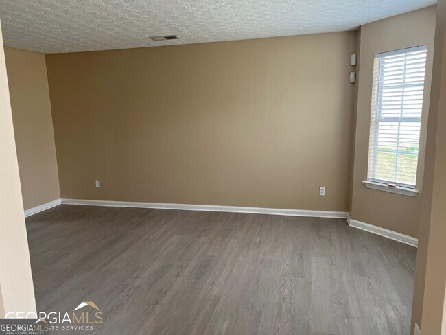 Photo - 1256 Partridge Ln