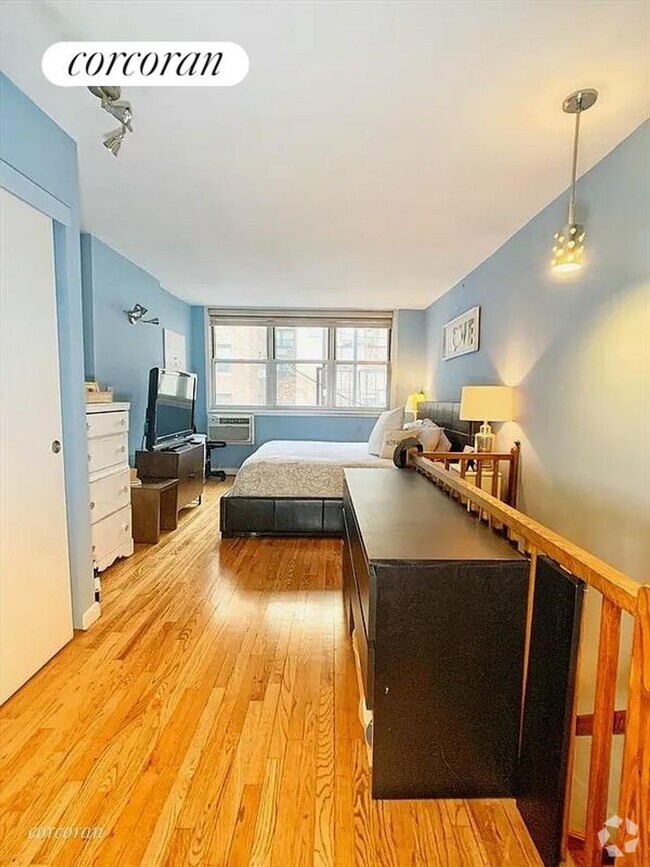 Building Photo - 343 E 78th St Rental