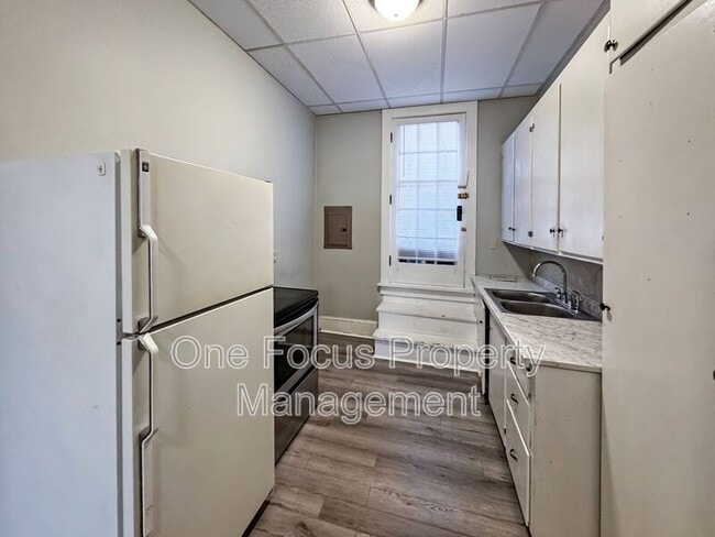 Photo - 109 E Main St Unit #2