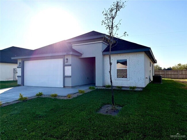 Photo - 16 La Laguna Rd